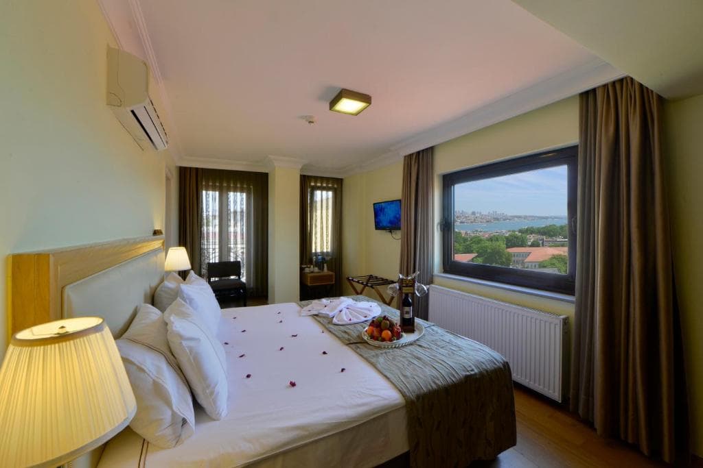 Agora Life Hotel - 23