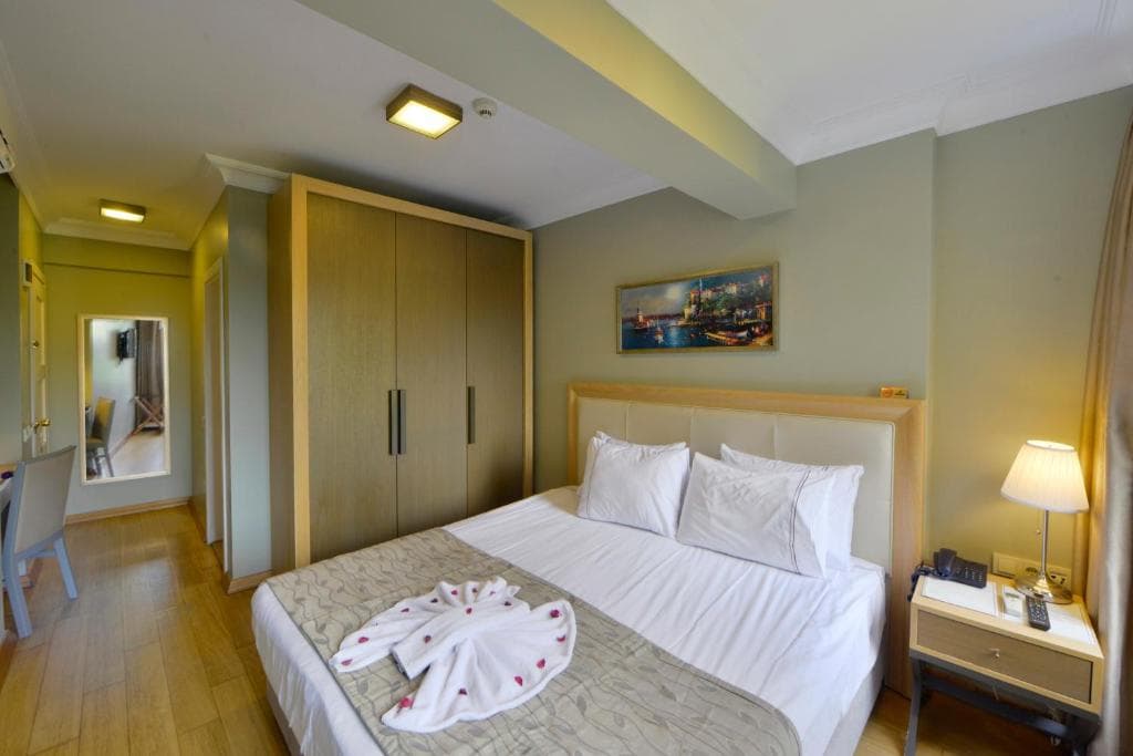 Agora Life Hotel - 27