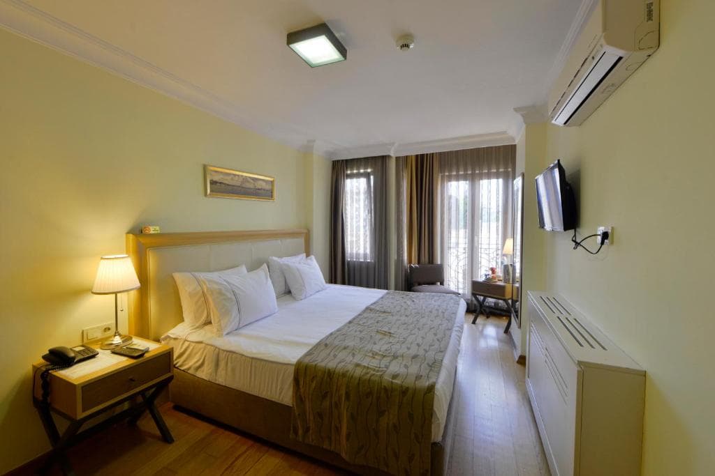 Agora Life Hotel - 37