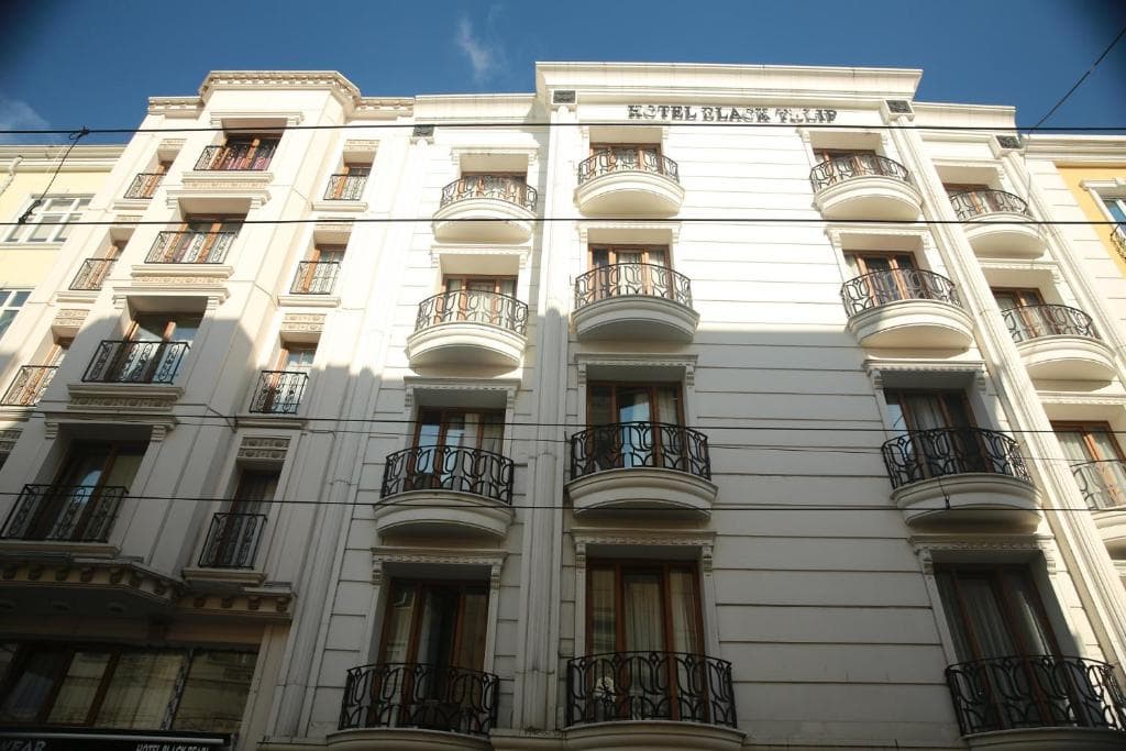 Hotel Black Tulip - 15