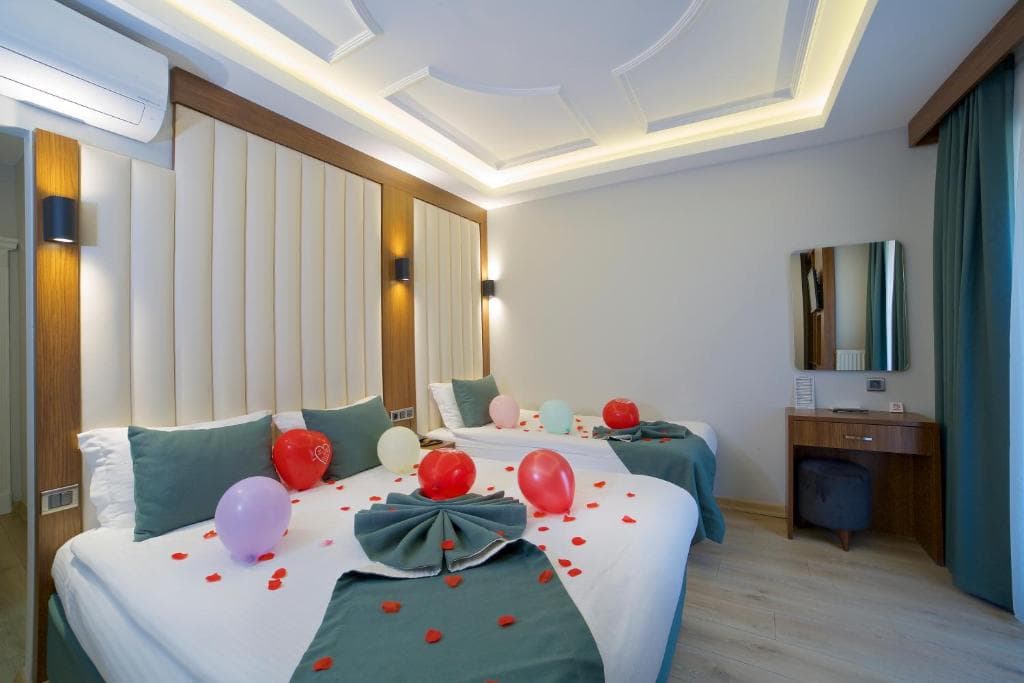 Hotel Black Tulip - 34