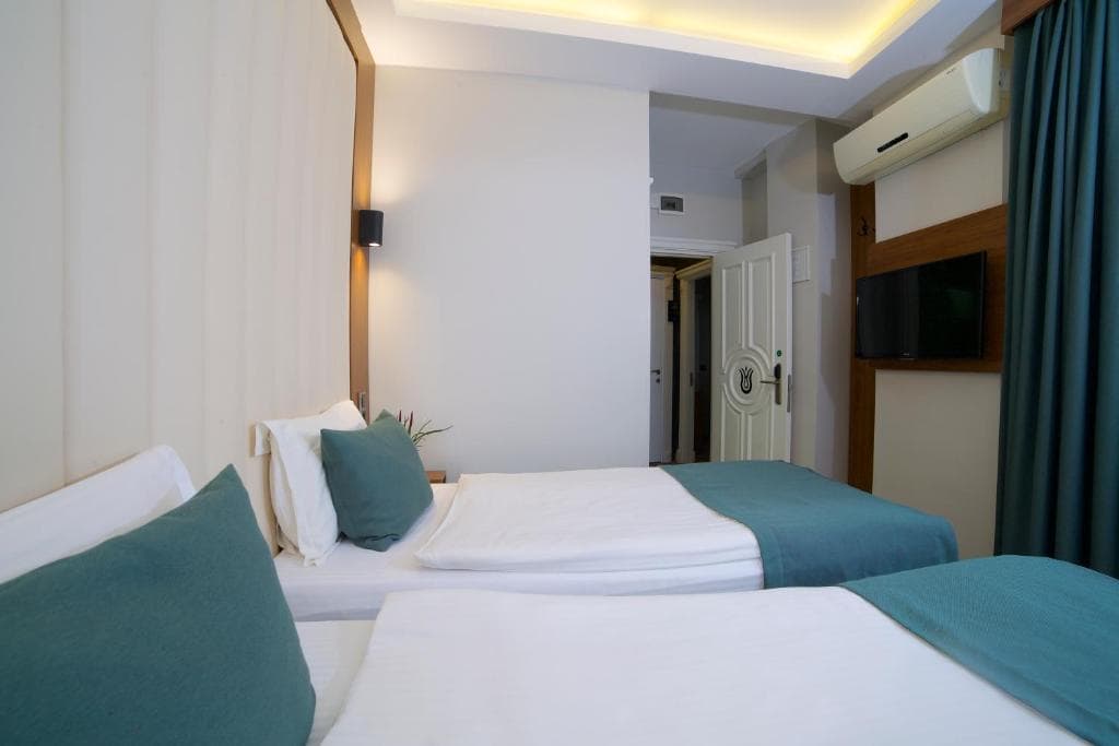 Hotel Black Tulip - 43
