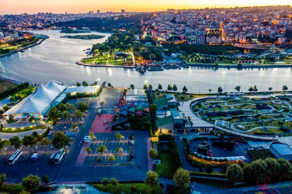 Clarion Golden Horn - 21
