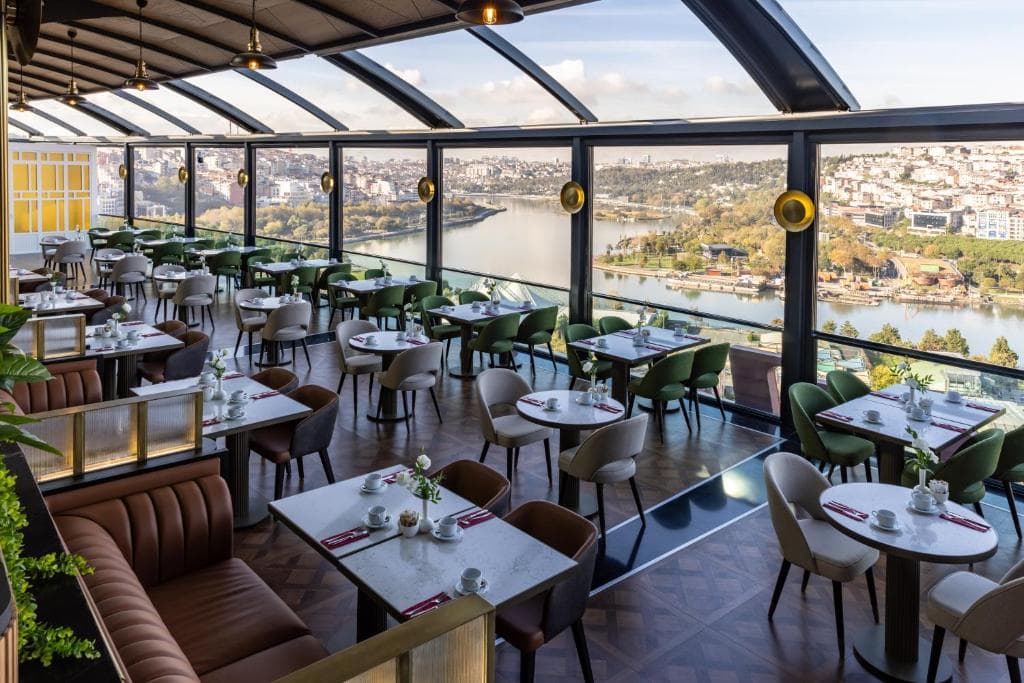 Clarion Golden Horn - 22