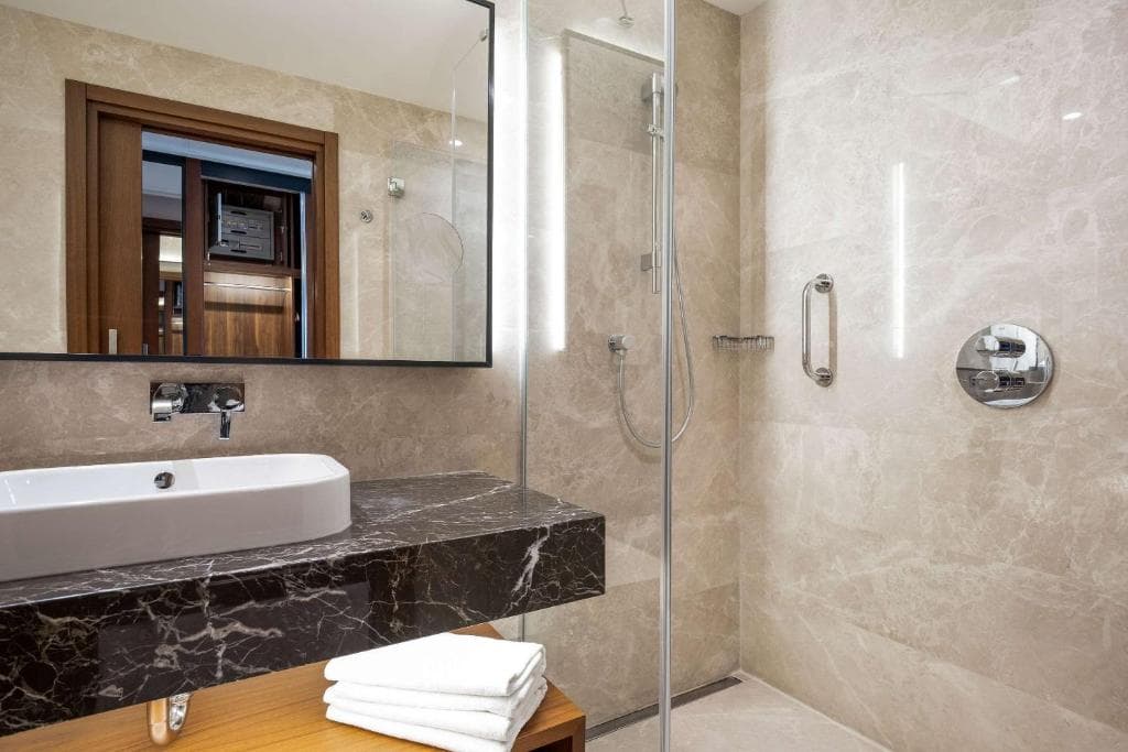 Clarion Golden Horn - 43