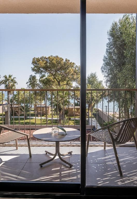 Balmy Beach Resort - 8