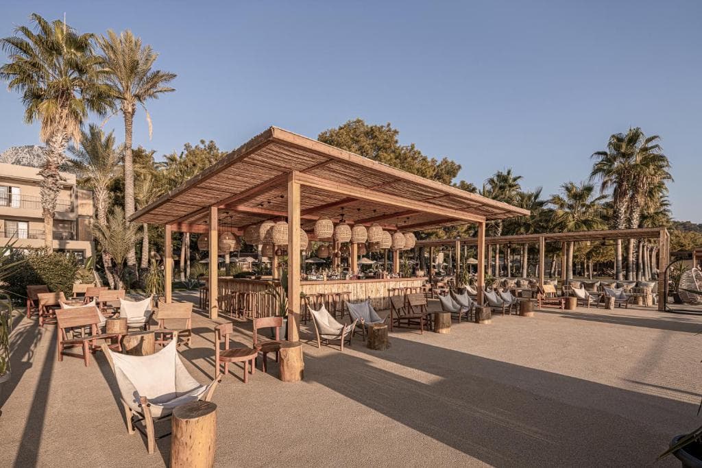 Balmy Beach Resort - 42