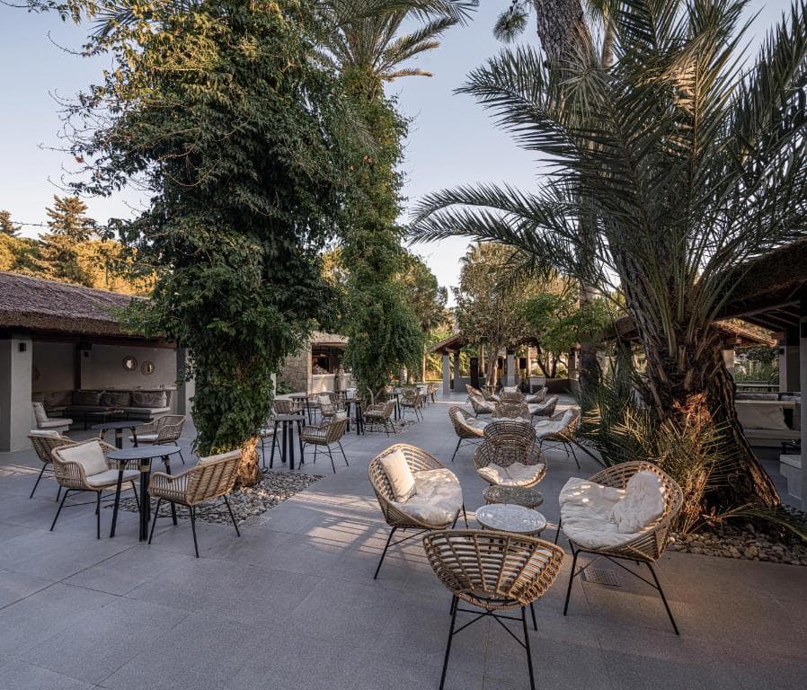 Balmy Beach Resort - 44