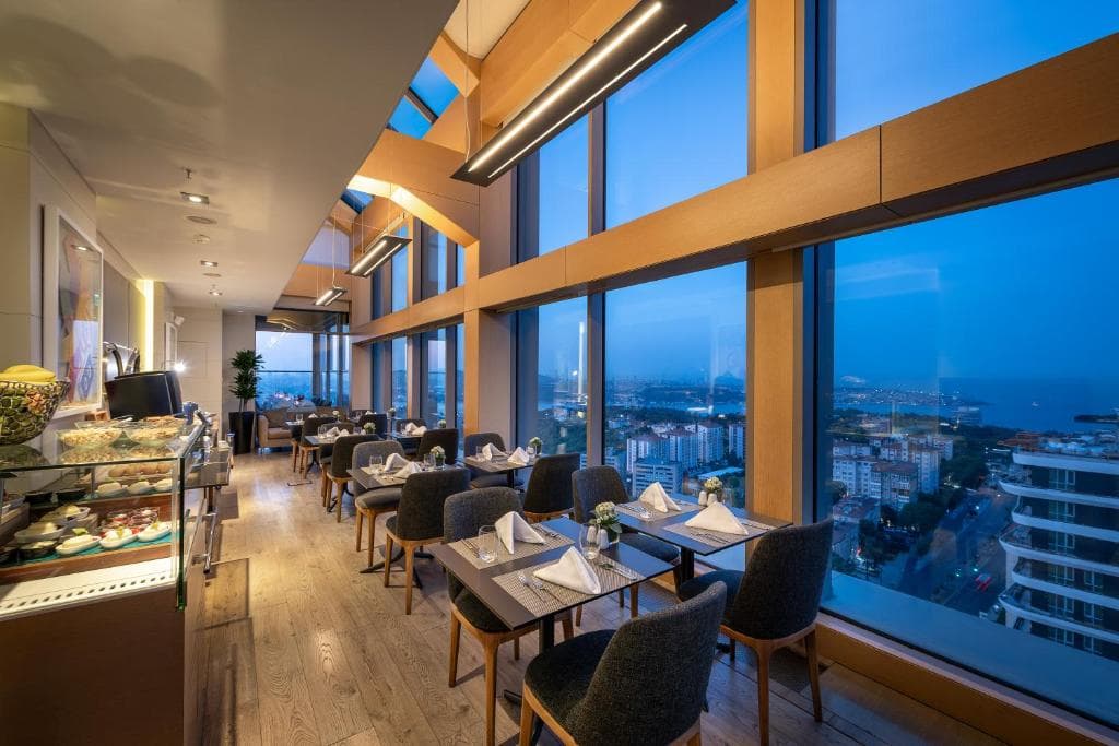 Renaissance Istanbul Polat Bosphorus Hotel - 9