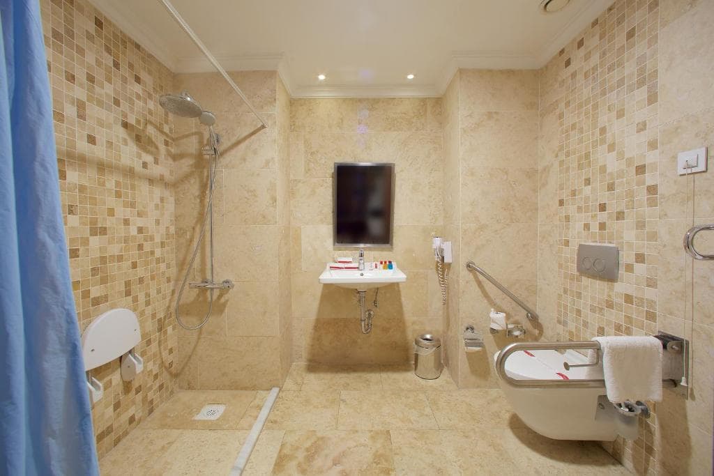 Ramada by Wyndham Istanbul Merter - 24
