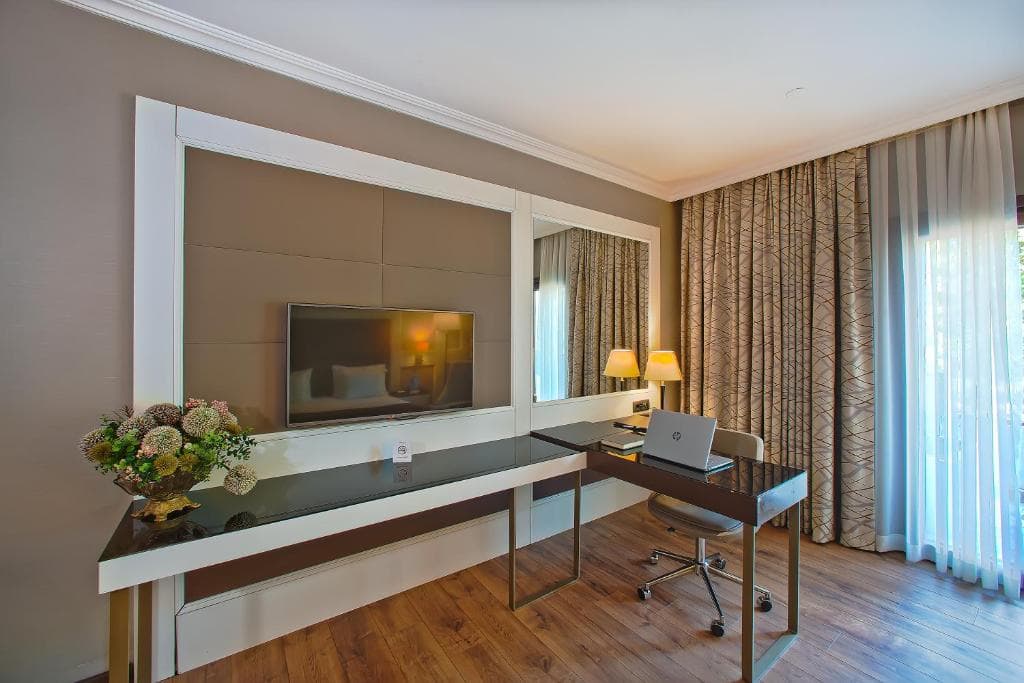 Ramada by Wyndham Istanbul Merter - 36