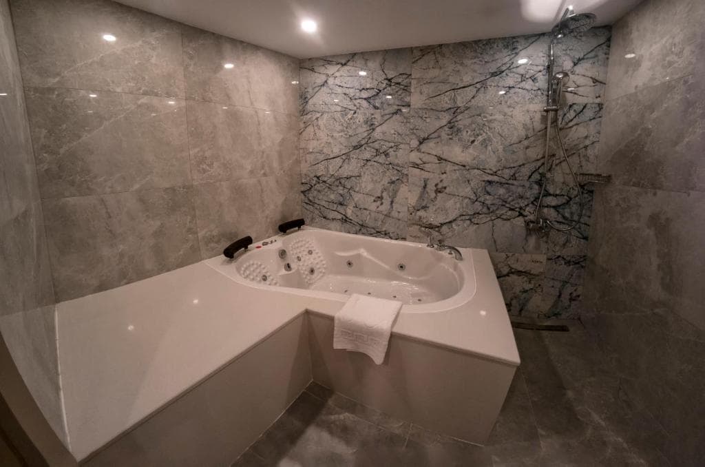 Nevi Hotel & Suites Istanbul Taksim - 3