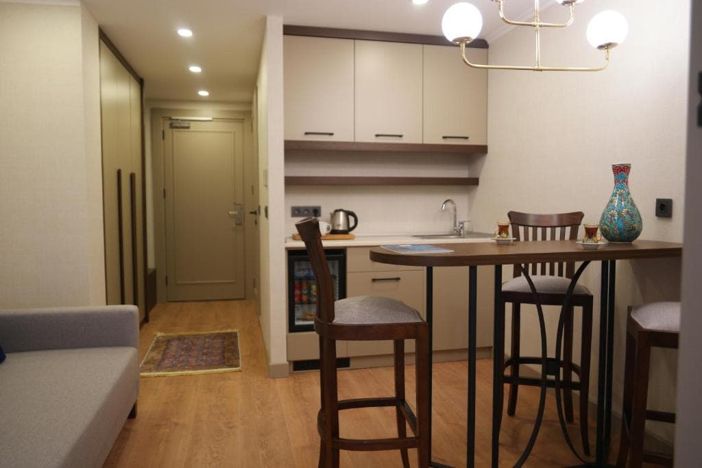 Nevi Hotel & Suites Istanbul Taksim - 4