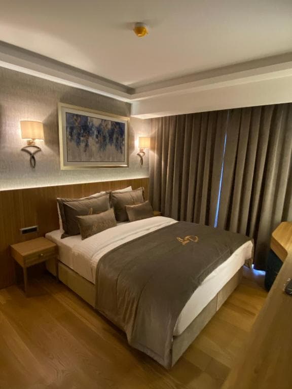 Lady Diana Hotel - 45