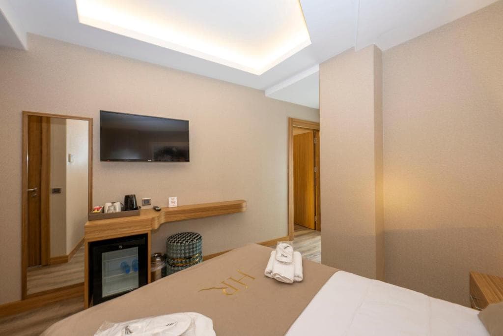 Ravi Hotel - 28