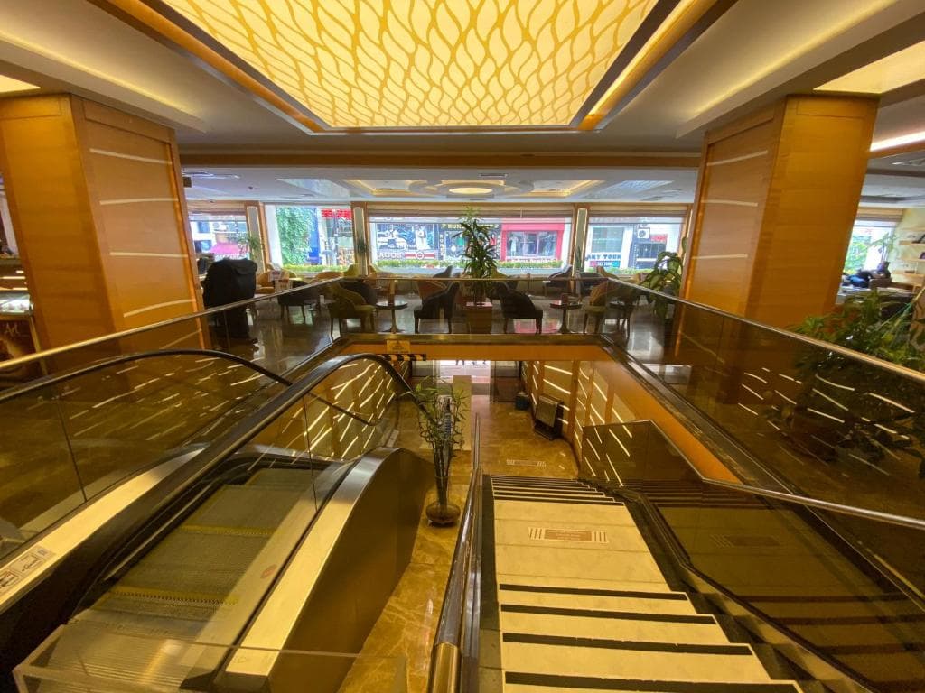 Prestige Hotel - 9