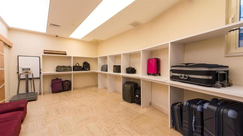 Prestige Hotel - 12