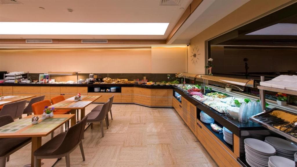 Prestige Hotel - 17