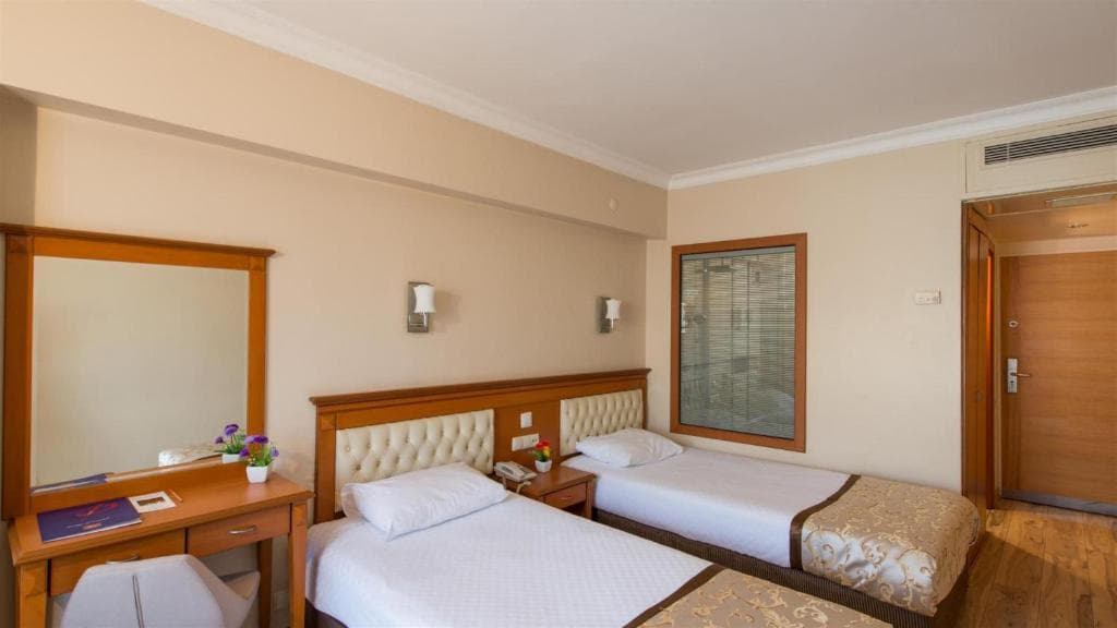 Prestige Hotel - 19
