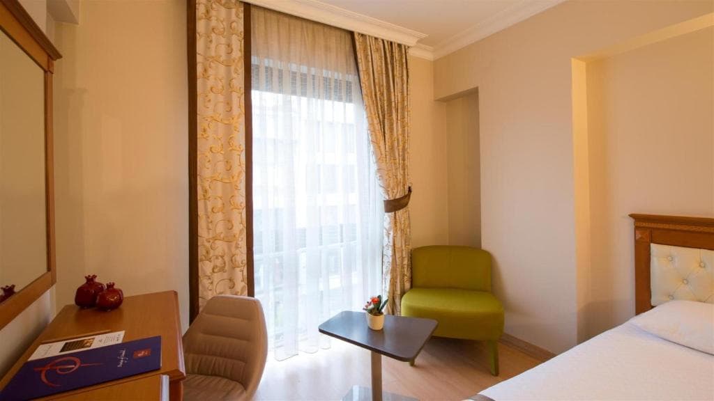 Prestige Hotel - 24