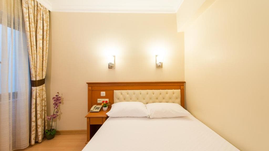 Prestige Hotel - 25