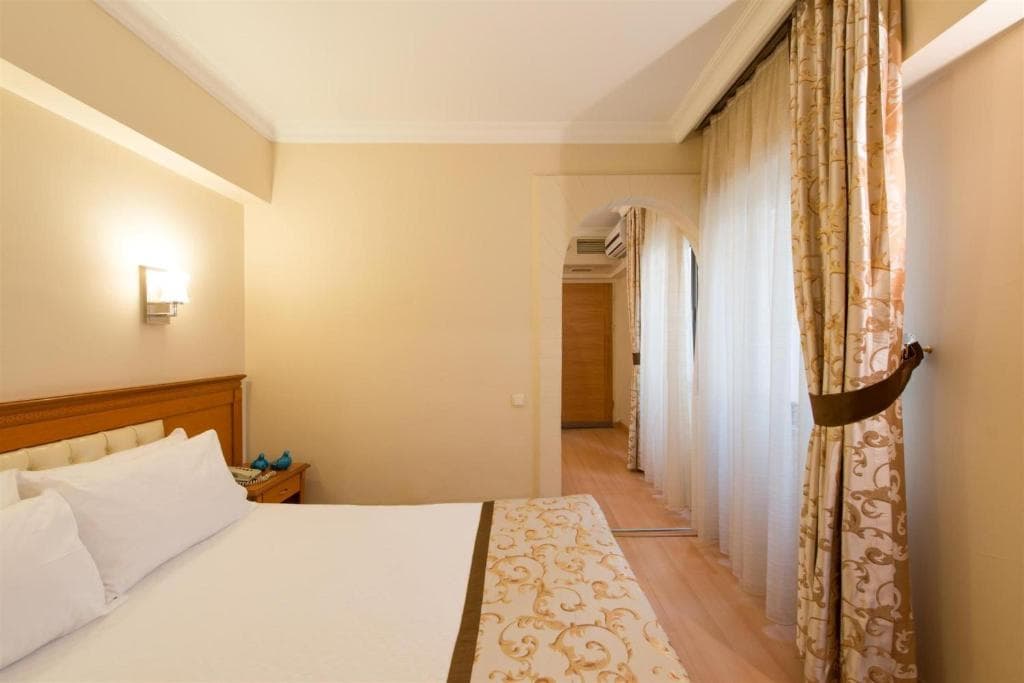 Prestige Hotel - 26