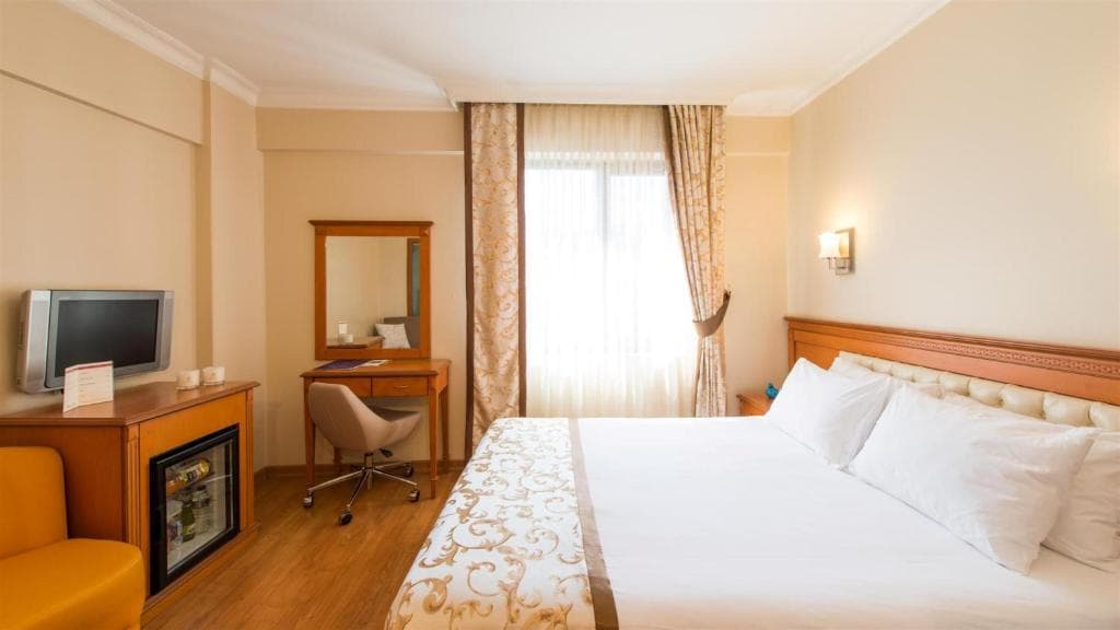 Prestige Hotel - 27
