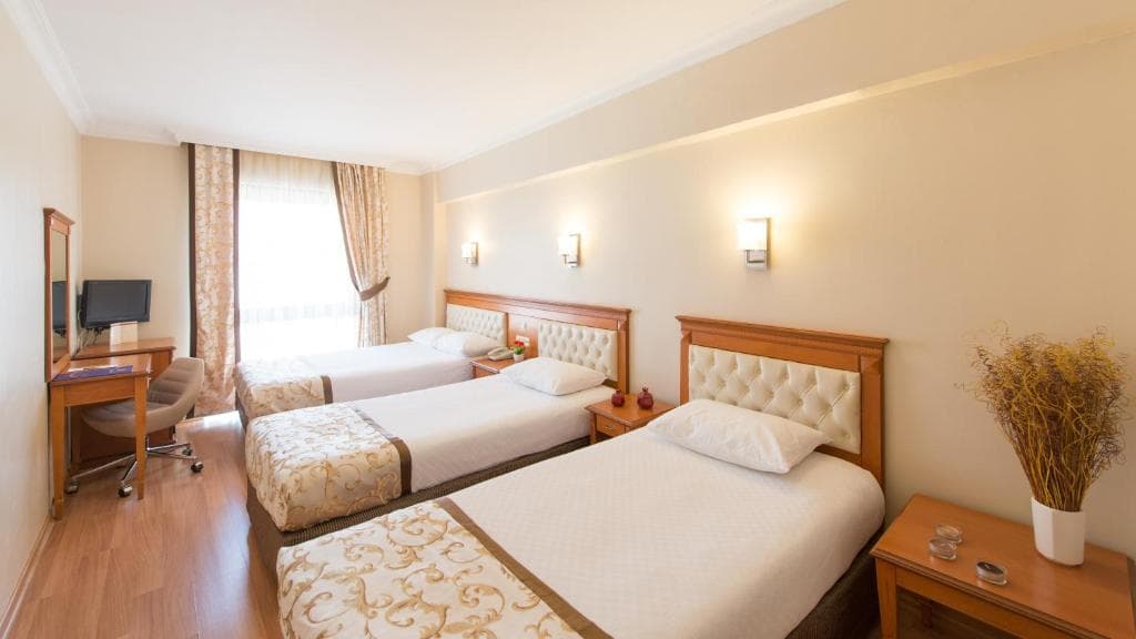 Prestige Hotel - 39