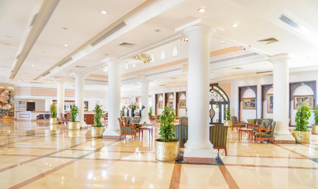 Charmillion Club Resort - 8