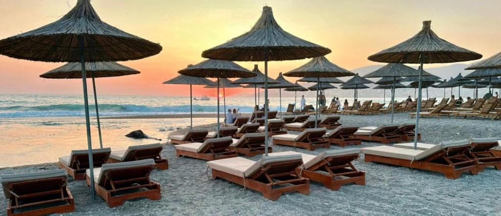 Azure Inn Hotel - 15