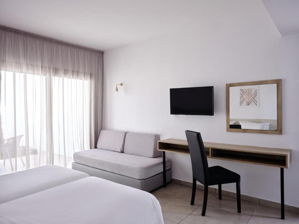 Atlantica Panthea Resort - 17