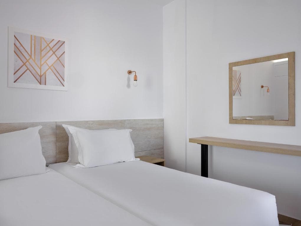 Atlantica Panthea Resort - 19