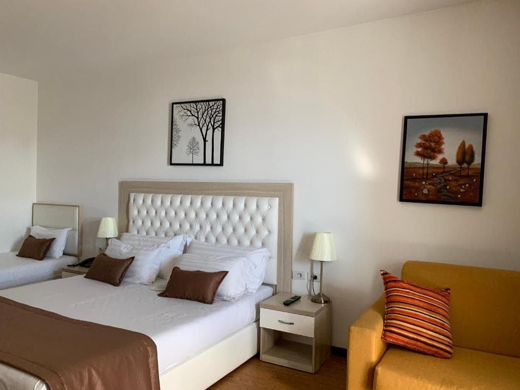 Hotel Bleart - 41