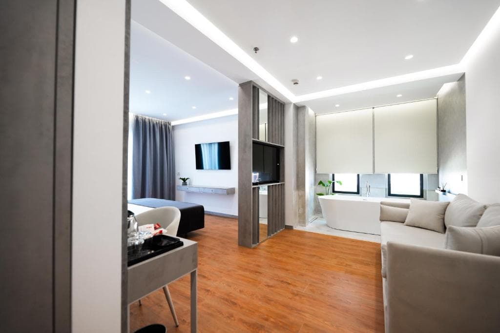 Naos Luxury Hotel - 15