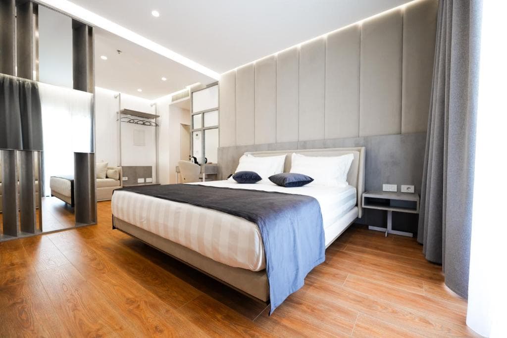 Naos Luxury Hotel - 16