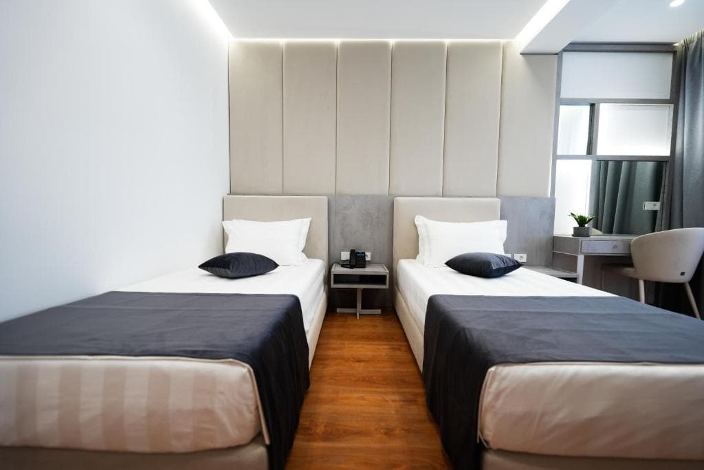 Naos Luxury Hotel - 18