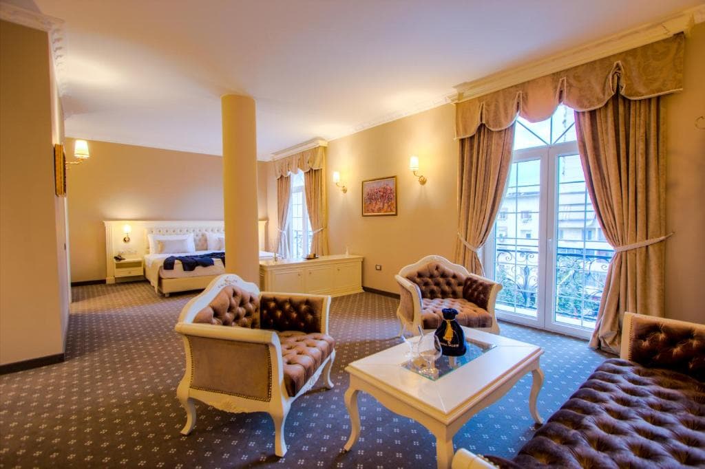 Hotel Boutique Lot - 2