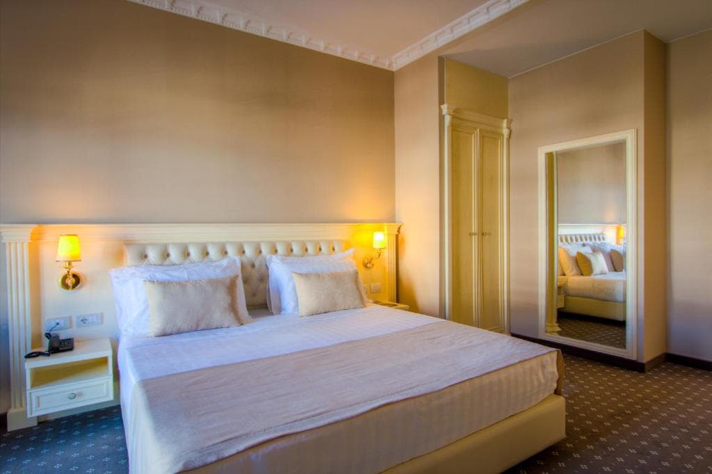 Hotel Boutique Lot - 30