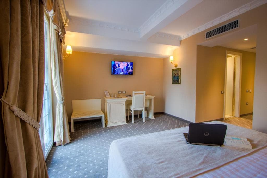 Hotel Boutique Lot - 42