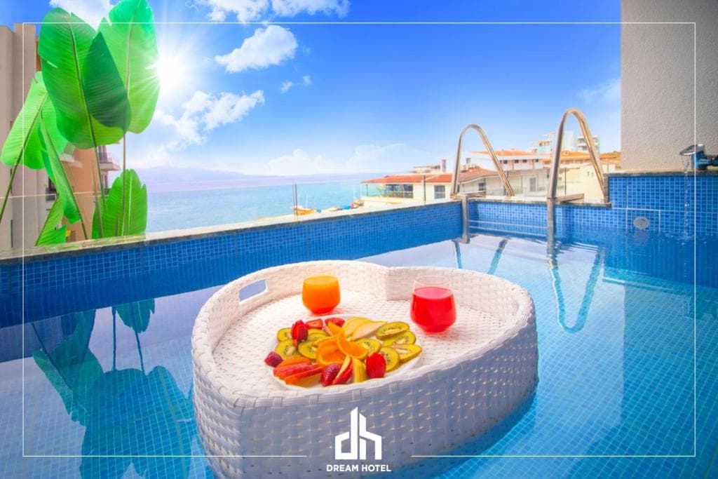 Dream Hotel Saranda - 2