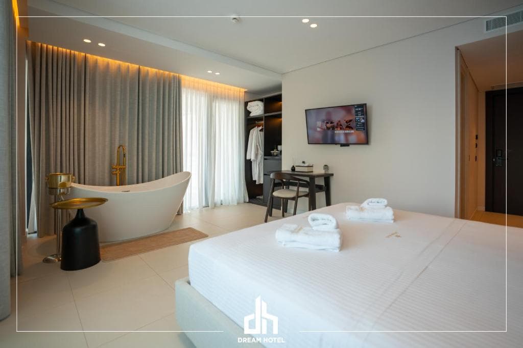 Dream Hotel Saranda - 11
