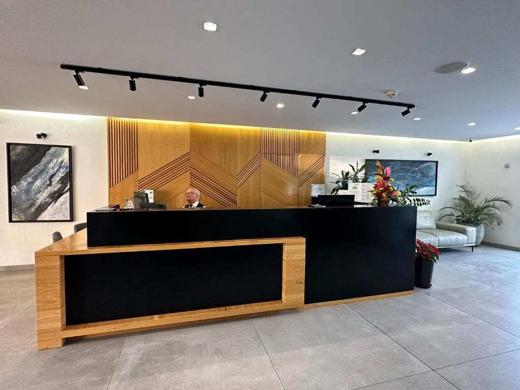 Ona Pearly Grey Hotel - 17