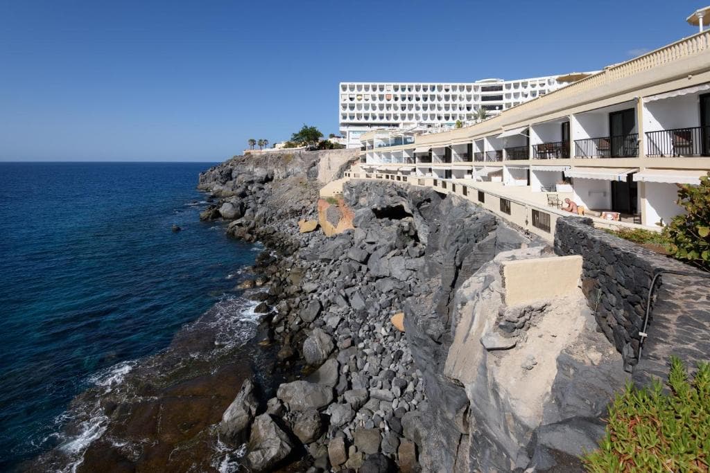 Ona Pearly Grey Hotel - 40