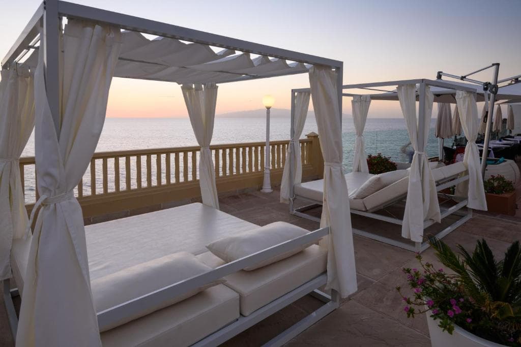 Ona Pearly Grey Hotel - 44