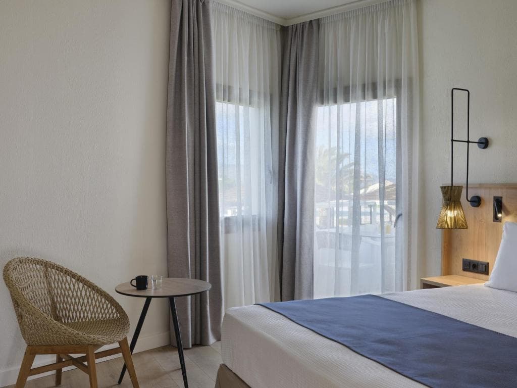 Atlantica Ocean Beach Resort - 6