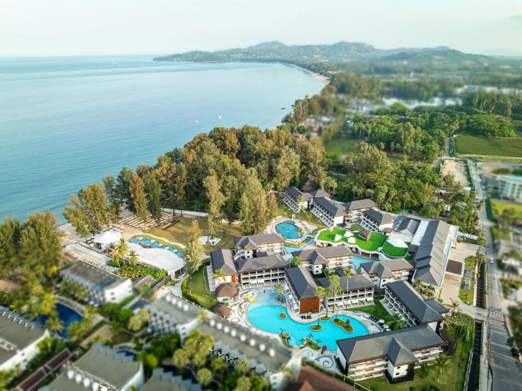 Amora Beach Resort Phuket - 1