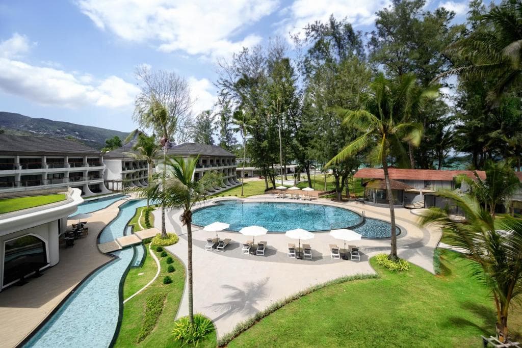 Amora Beach Resort Phuket - 7