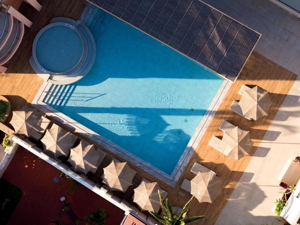 High Beach Resort - 7