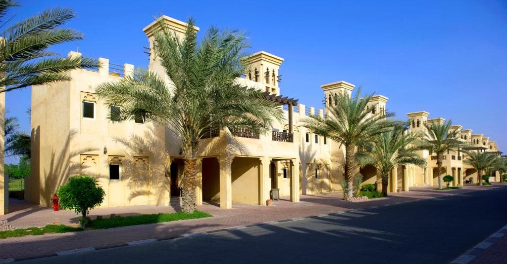 Hotel Al Hamra Village - 1