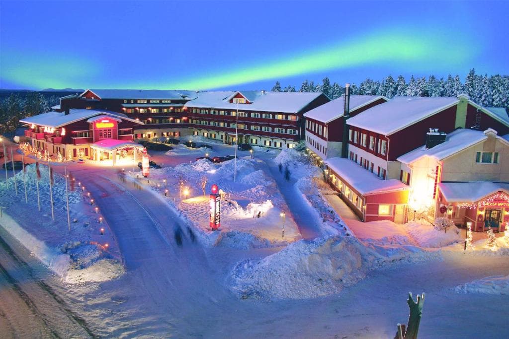 Charter Laponia - Hotel Hullu Poro